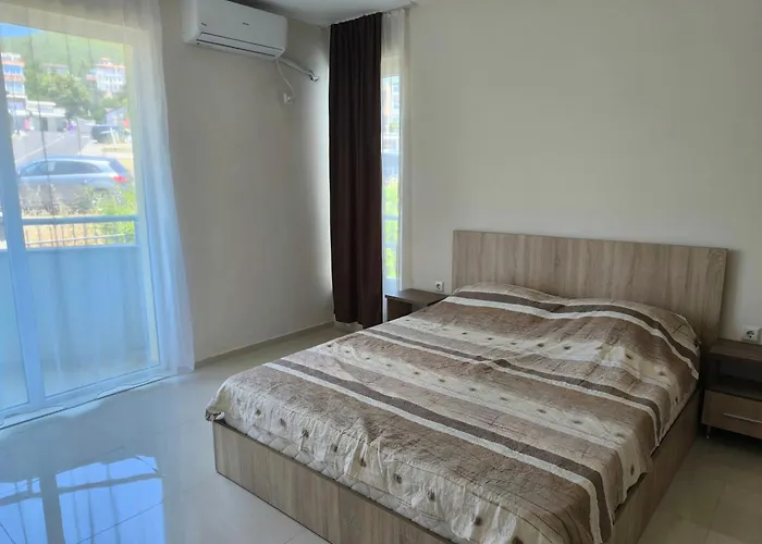 Apartman Dom-el Real 3 - Amerikana