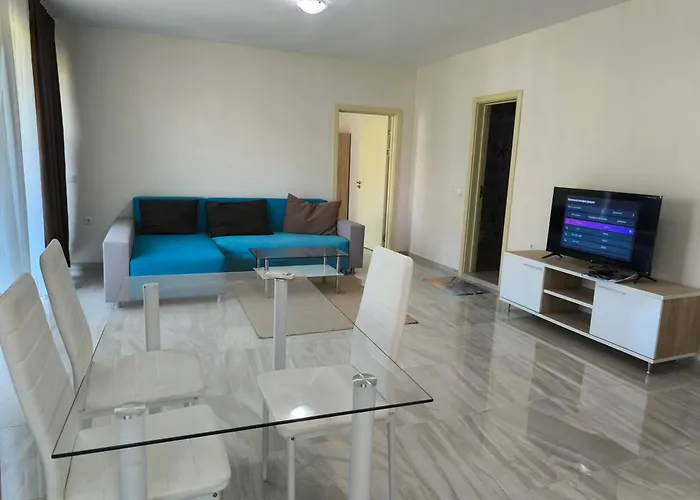 Dom-el Real 3 - Amerikana Apartman