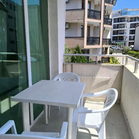 Dom-el Real 3 - Amerikana Appartement