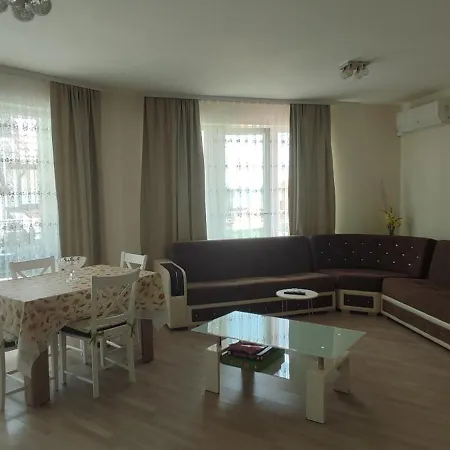 Dom-el Real 3 - Amerikana Appartement *
