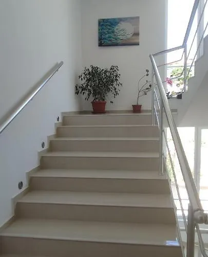 Dom-el Real 3 - Amerikana Appartement